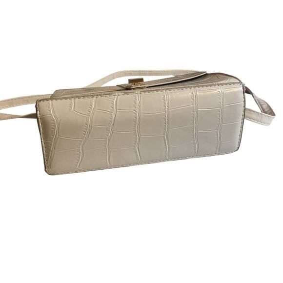 Cream Croc Print Leather Shoulder Bag Medium Gold Chain + Leather Strap - Picture 11 of 14